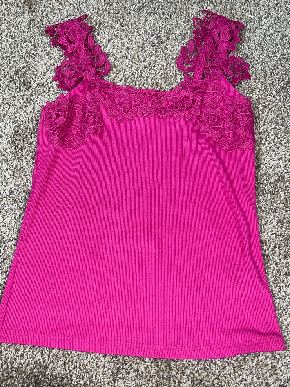 Boston Proper Floral Lace-Trim Ribbed Camisole in Bright Fuchsia Small